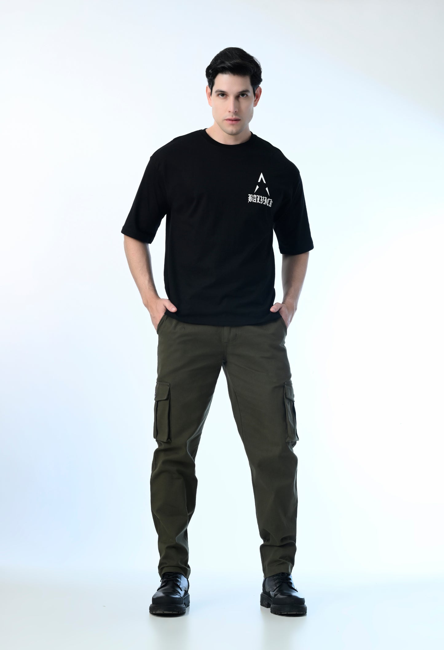 Balvick Oversized T-shirt of Black colour